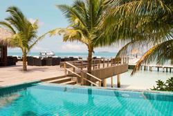Maldives scuba diving holiday - Eriyadu Island Resort. Swimming pool.